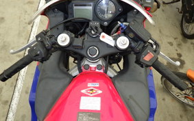 HONDA CBR600F 2001