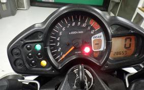 SUZUKI ｸﾞﾗﾃﾞｨｳｽ650 2014