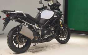 SUZUKI Vｽﾄﾛｰﾑ1000A 2015 VU51A