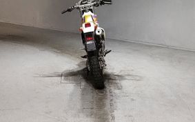 SUZUKI DR250R SJ45A