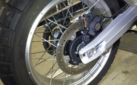 APRILIA トゥアレグ660 2025