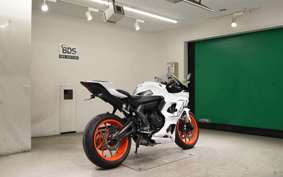YAMAHA YZF-R7 2023 RM39J