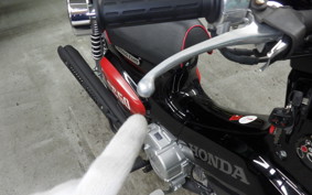 HONDA ｸﾛｽｶﾌﾞ50 2016 AA06