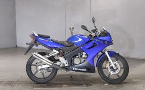 HONDA CBR125R JC34