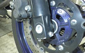 SUZUKI ｸﾞﾗﾃﾞｨｳｽ400 2010 VK58A