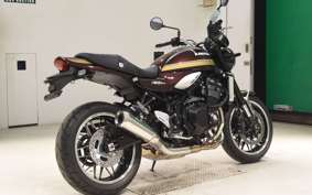 KAWASAKI Z900RS 2025 ZR900K