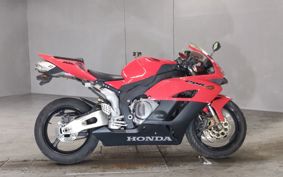 HONDA CBR1000RR SC57