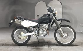 SUZUKI DJEBEL250XC SJ45A