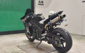 YAMAHA YZF-R1 2011