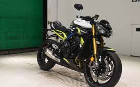 TRIUMPH STREET TRIPLE MOTO 2026