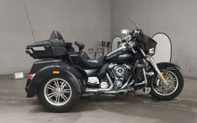 HARLEY HARLEY FLHTCUTG1750 TRIKE MAD