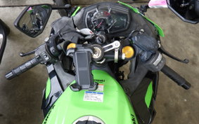 KAWASAKI ZX-25R ZX250E
