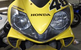 HONDA CBR600F GEN 3 2002 PC35