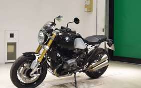 BMW R NINE T 2015