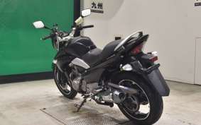 SUZUKI GSR250