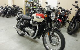 TRIUMPH TRIUMPH BONNEVILLE T100 2020 DAD70G