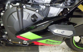 KAWASAKI ZX-25R ZX250E