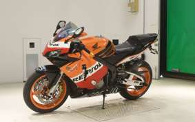 HONDA CBR600RR GEN 2 2006 PC37