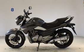 SUZUKI GSR250