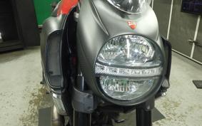 DUCATI DIAVEL Carbon 2012