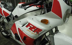 YAMAHA FZR400 1987 1WG