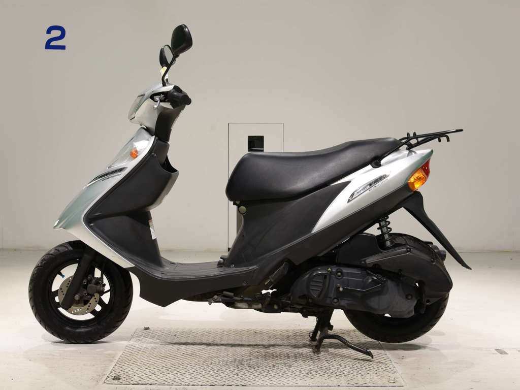 Фото Suzuki ADDRESS V125 G 1987 с японского аукциона