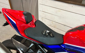 HONDA CBR1000RR-R FB SP 2022 SC82
