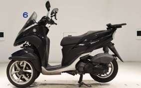 YAMAHA TRICITY 125 SE82J
