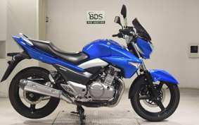 SUZUKI GSR250