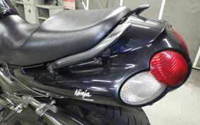 KAWASAKI ZZ1200 NINJA R 2003 ZXT20C