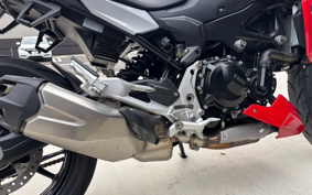 BMW F900R BASE 2021 0K11