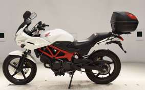 HONDA VTRF250 MC33