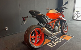 KTM 1290S-DUKE R EVO V3940