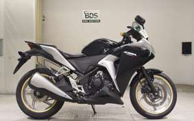 HONDA CBR250R GEN 3 MC41