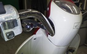 HONDA CREA SCOOPY I 1997 AF55