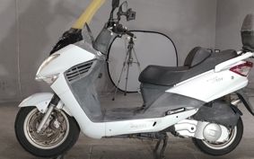 SYM RV125i ..