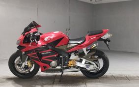 HONDA CBR600RR 2004 PC37