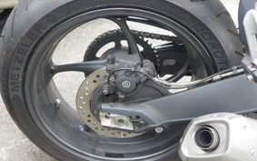 TRIUMPH STREET TRIPLE 85 2013