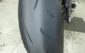 HONDA CBR650R E-Clutch 2025 RH17