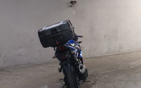 SUZUKI GSX250 R DN11A