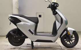 HONDA EM1 e: EF16