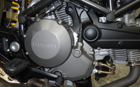 DUCATI HYPERMOTARD 796 2011