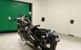 TRIUMPH BONNEVILLE BOBBER 2020