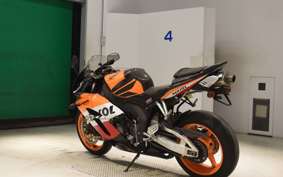 HONDA CBR1000RR 2005 SC57