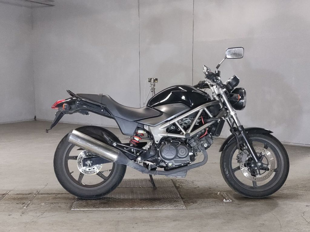 Фото Honda VTR 250 2013 с японского аукциона
