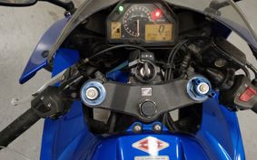 HONDA CBR600RR PC37