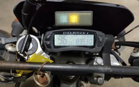 SUZUKI DJEBEL250XC SJ45A