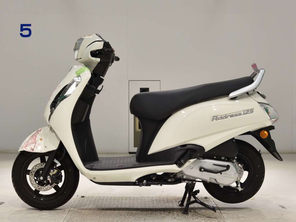 Фото Suzuki ADDRESS V125 Gen.2 с японского аукциона
