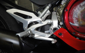 DUCATI PANIGALE V2 2022