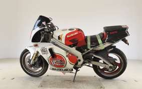 SUZUKI RGV250 Gamma VJ22A